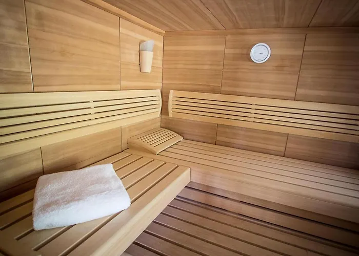 Au Clos Du Pressoir Sauna Et Piscine Au Coeur D'un Vignoble 4*